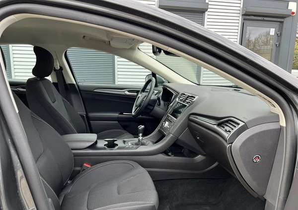 Ford Mondeo cena 97900 przebieg: 48725, rok produkcji 2020 z Wasilków małe 781